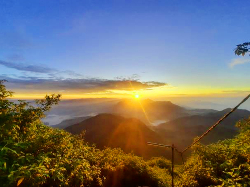 Adams Peak Trekking Tour From Nuwara Eliya